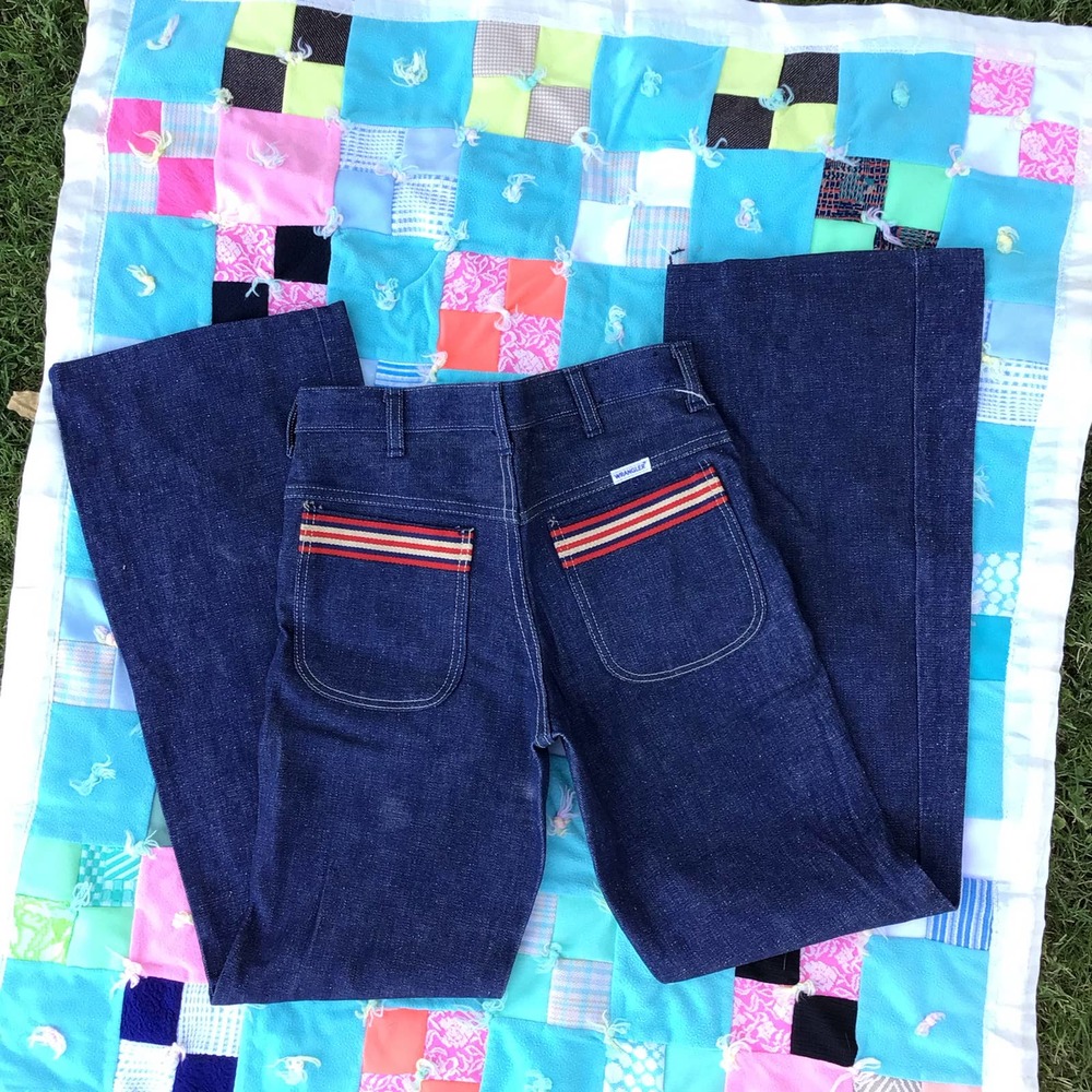 Wrangler Women’s Bellbottom Jeans Vintage 27 x 32 vintage High Waist